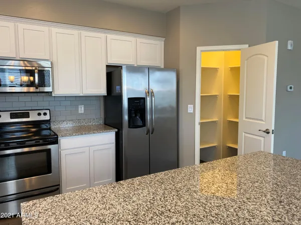 $2,200 | 240 West Juniper Avenue, Unit 1137, Gilbert, AZ 85233