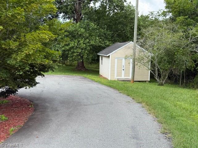 255 Big Oak Road Elkin, NC 28621 - Photo 26 of 31 Gallery Image 26