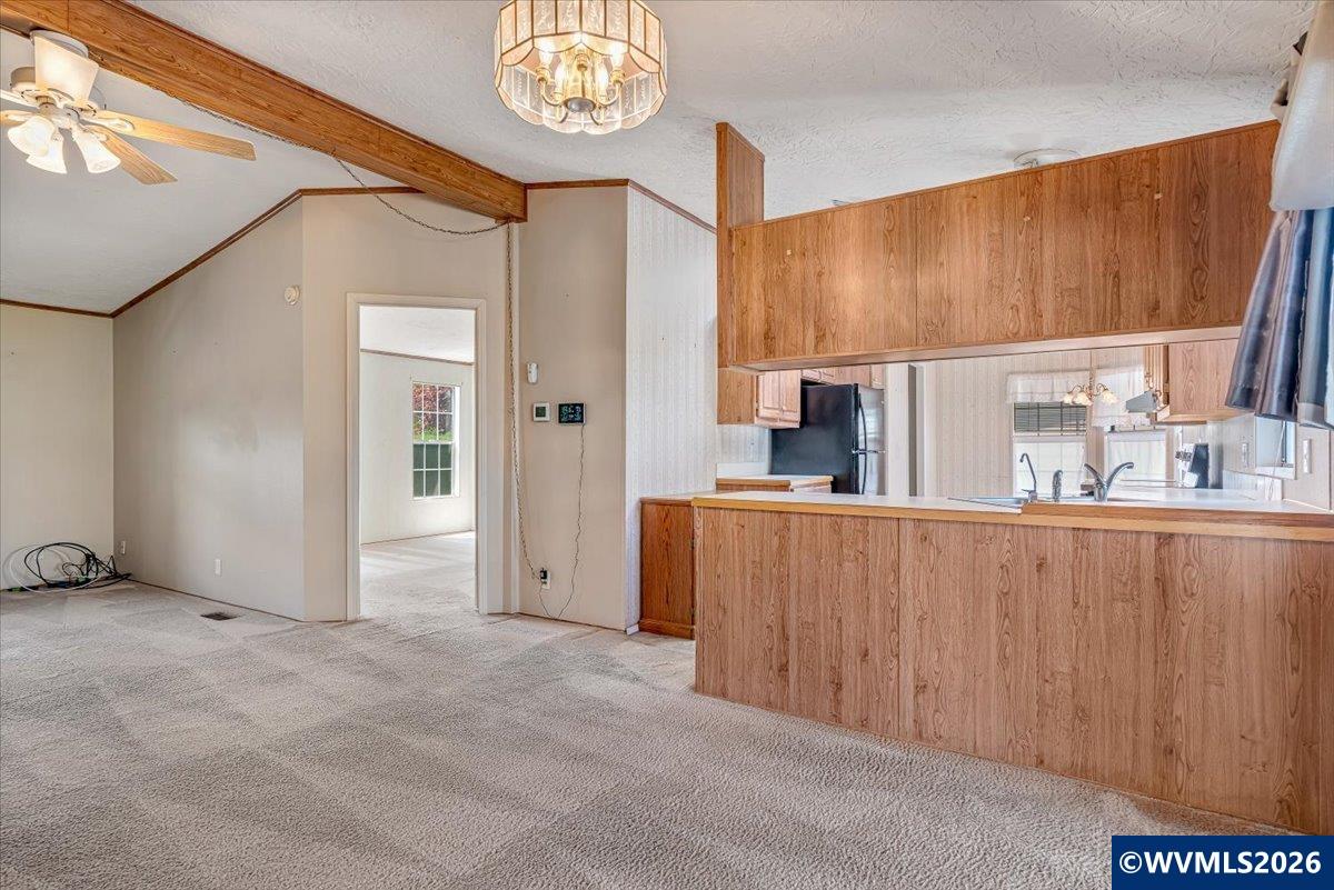 5422 Portland Road Northeast, Unit 102 Salem, OR 97305 - Photo 7 of 37