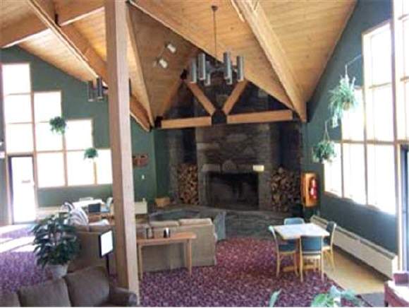 36 Lodge Road, Unit 213 Lincoln, NH 03251 - Photo 1 of 4 Gallery Image 1
