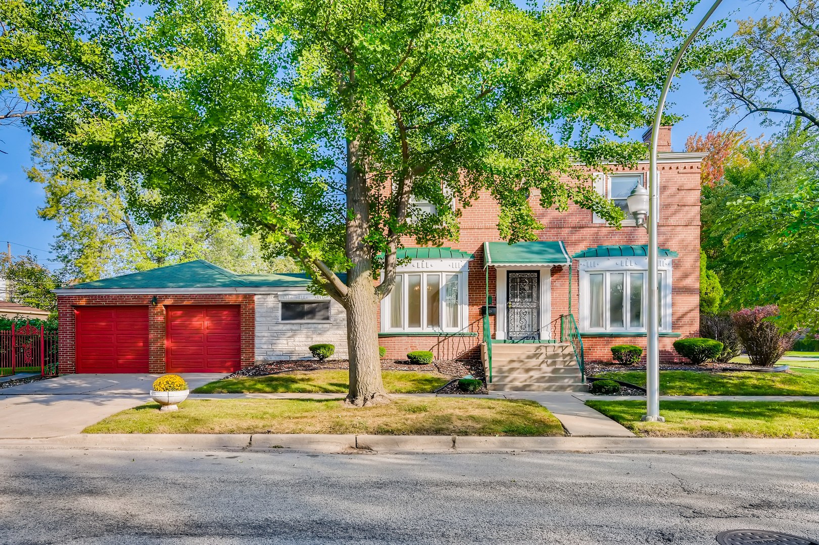 8158 South Indiana Ave  