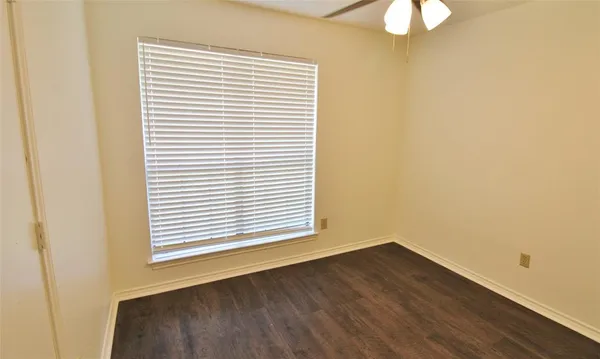 $1,950 | 1234 Mockingbird Lane, DeSoto, TX 75115