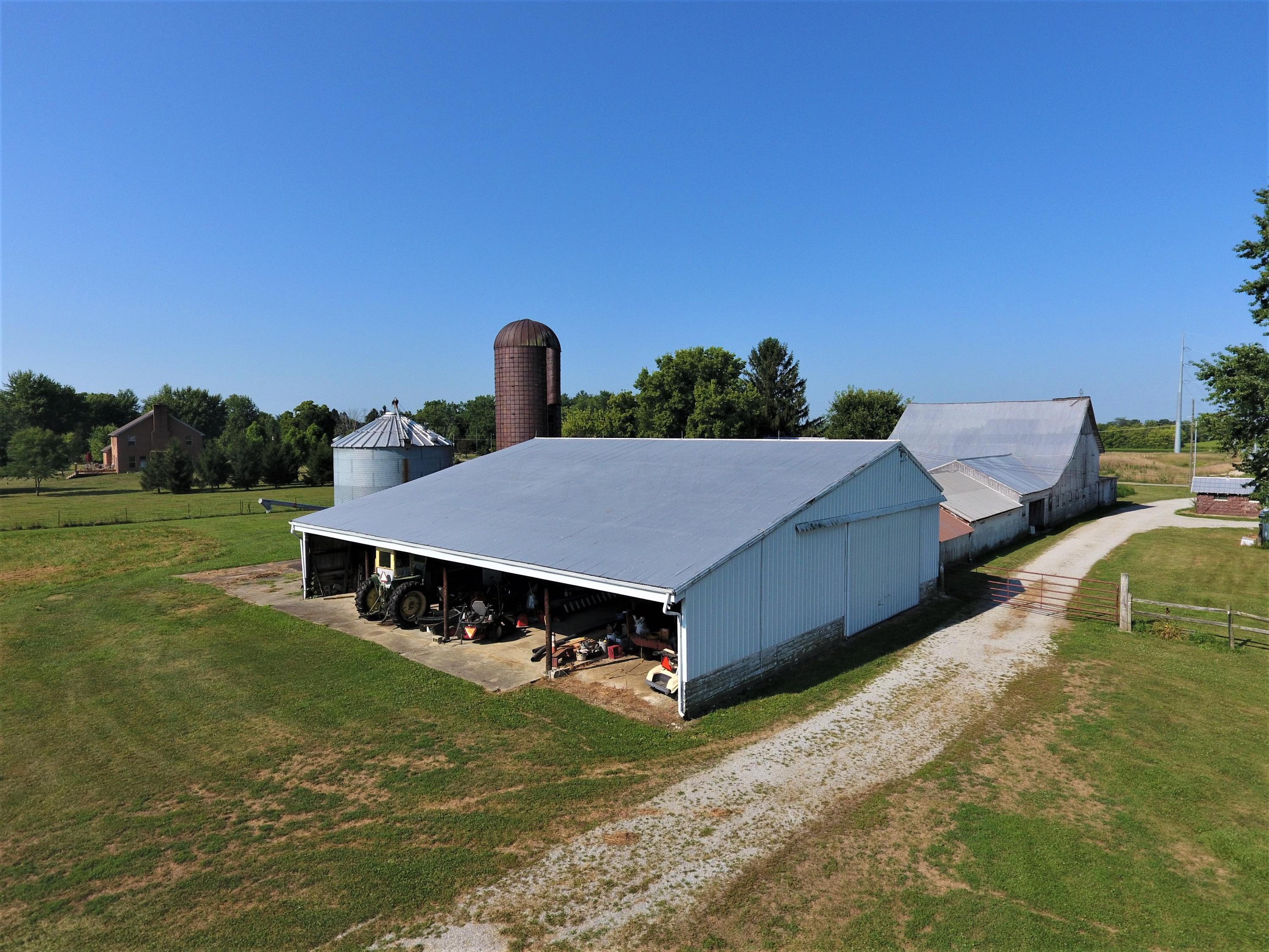 374 Cole Road Galloway, OH 43119 - Photo 12 of 72 Gallery Image 12