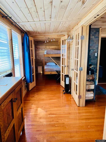 $369,900 | 616 West Main Avenue, Saratoga, WY 82331