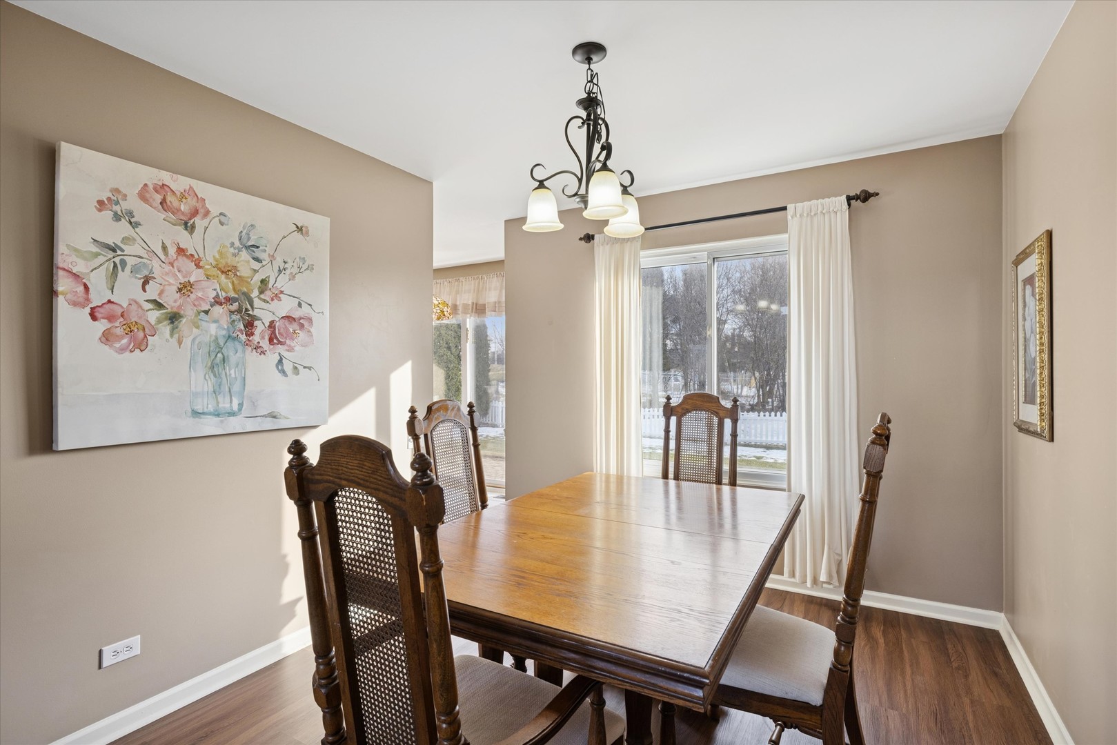 1157 Sawmill Lane Algonquin, IL 60102 - Photo 4 of 22 a view of a dining room with furniture window and wooden floor