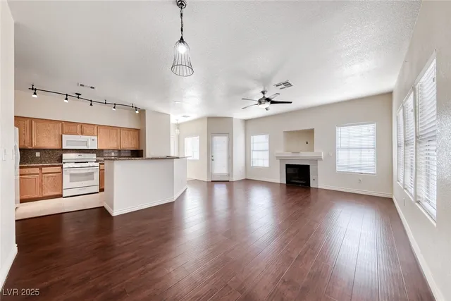 $347,000 | 108 Topsail Drive, Unit 108, Boulder City, NV 89005