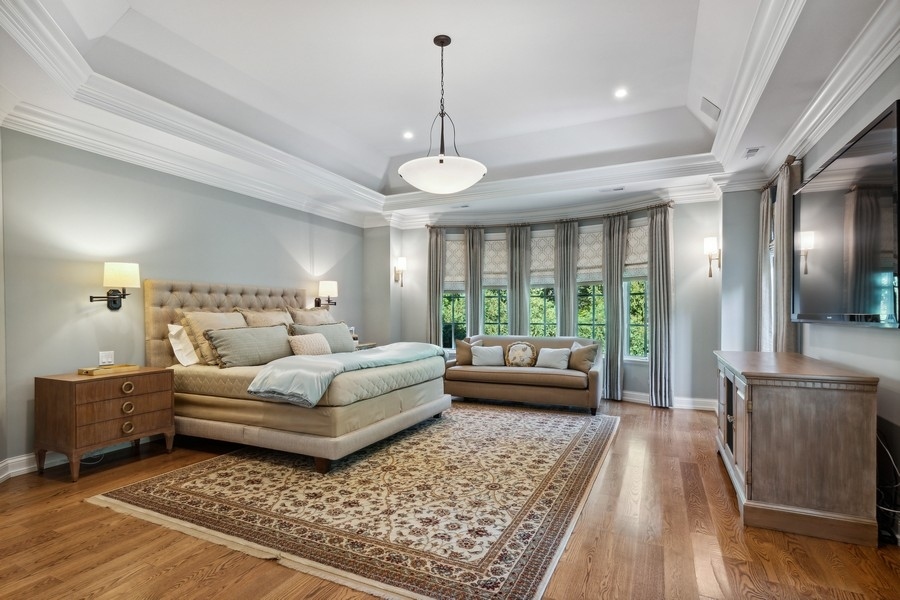 2239 Sheridan Road Highland Park, IL 60035 - Photo 23 of 46 a living room with furniture and a chandelier