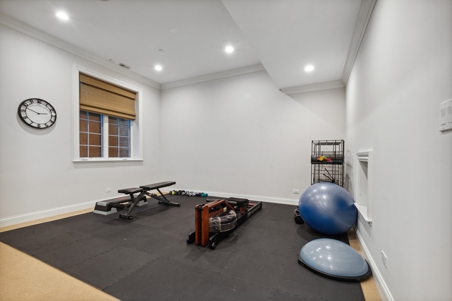 2239 Sheridan Road Highland Park, IL 60035 - Photo 36 of 46 a room with furniture and window