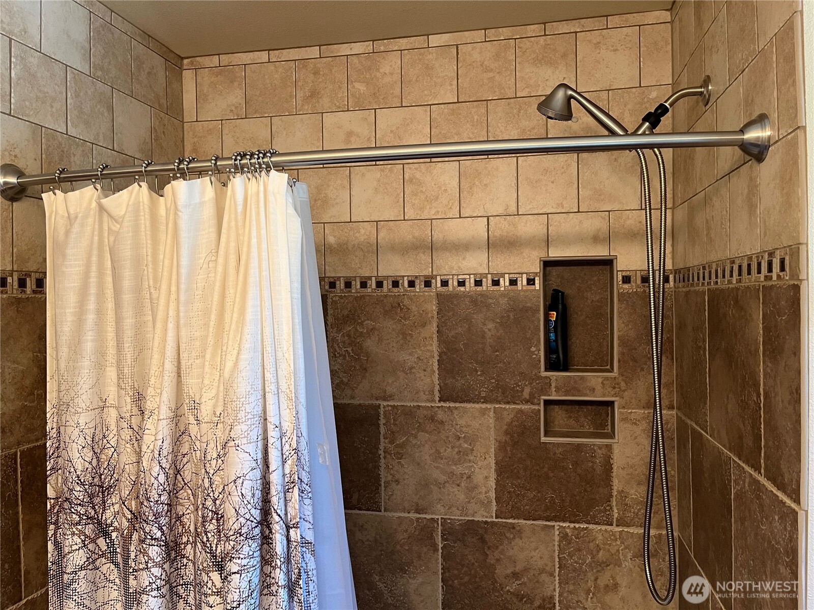 2901 South Bay Road Northeast Olympia, WA 98506 - Photo 20 of 40