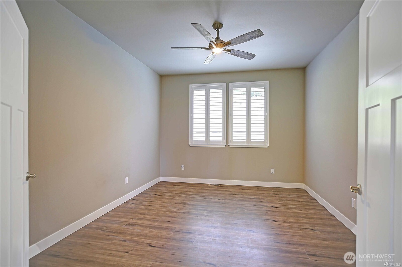 536 Rozeway Place Camano Island, WA 98282 - Photo 31 of 36