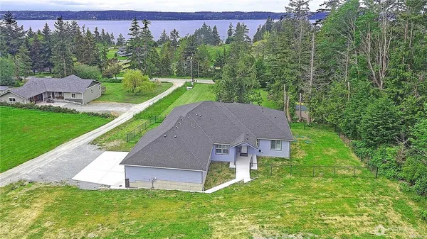 $3,500 | 536 Rozeway Place, Camano Island, WA 98282
