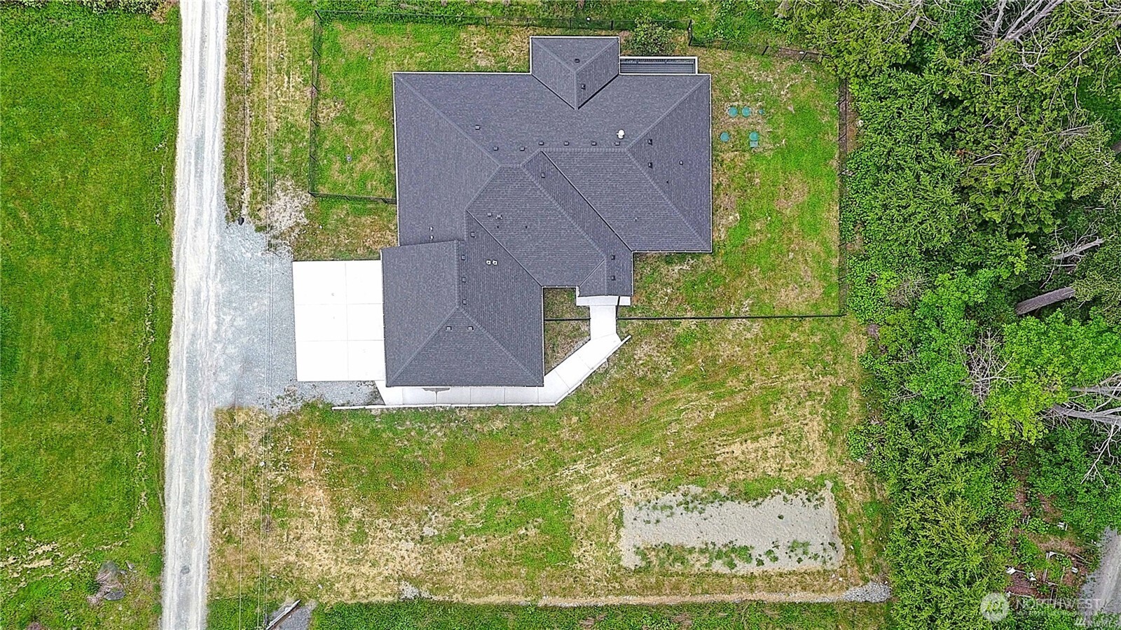 536 Rozeway Place Camano Island, WA 98282 - Photo 4 of 36