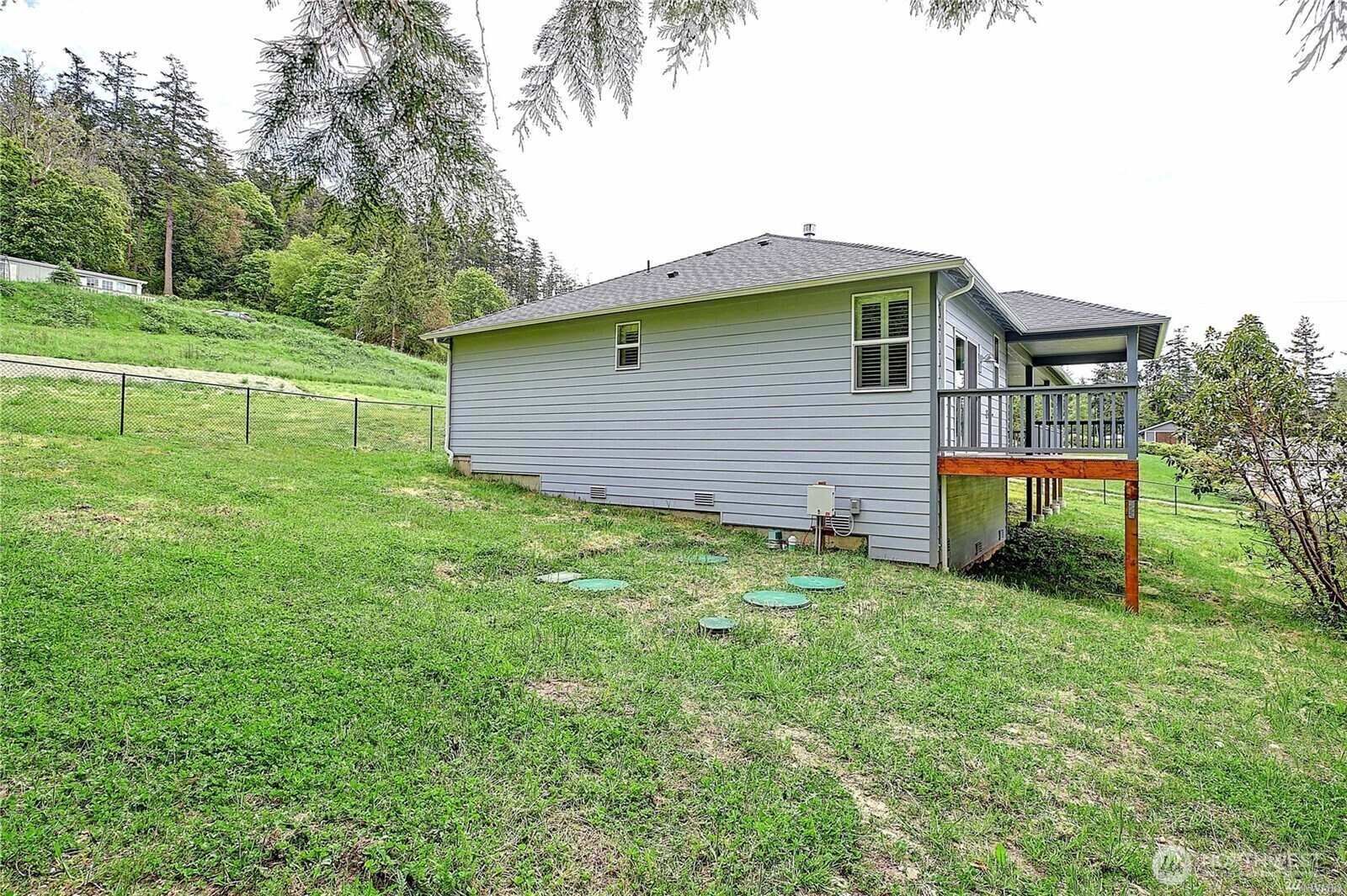 536 Rozeway Place Camano Island, WA 98282 - Photo 5 of 36