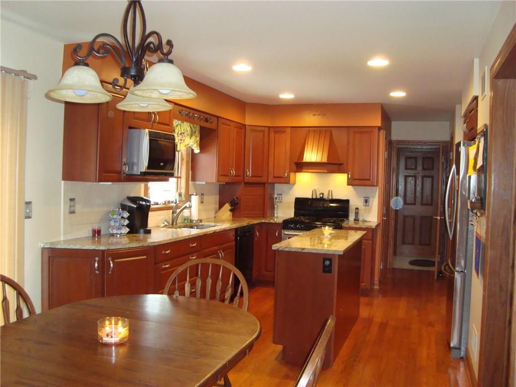 423 Forest Ridge Road Indiana, PA 15701 - Photo 4 of 20 Kitchen