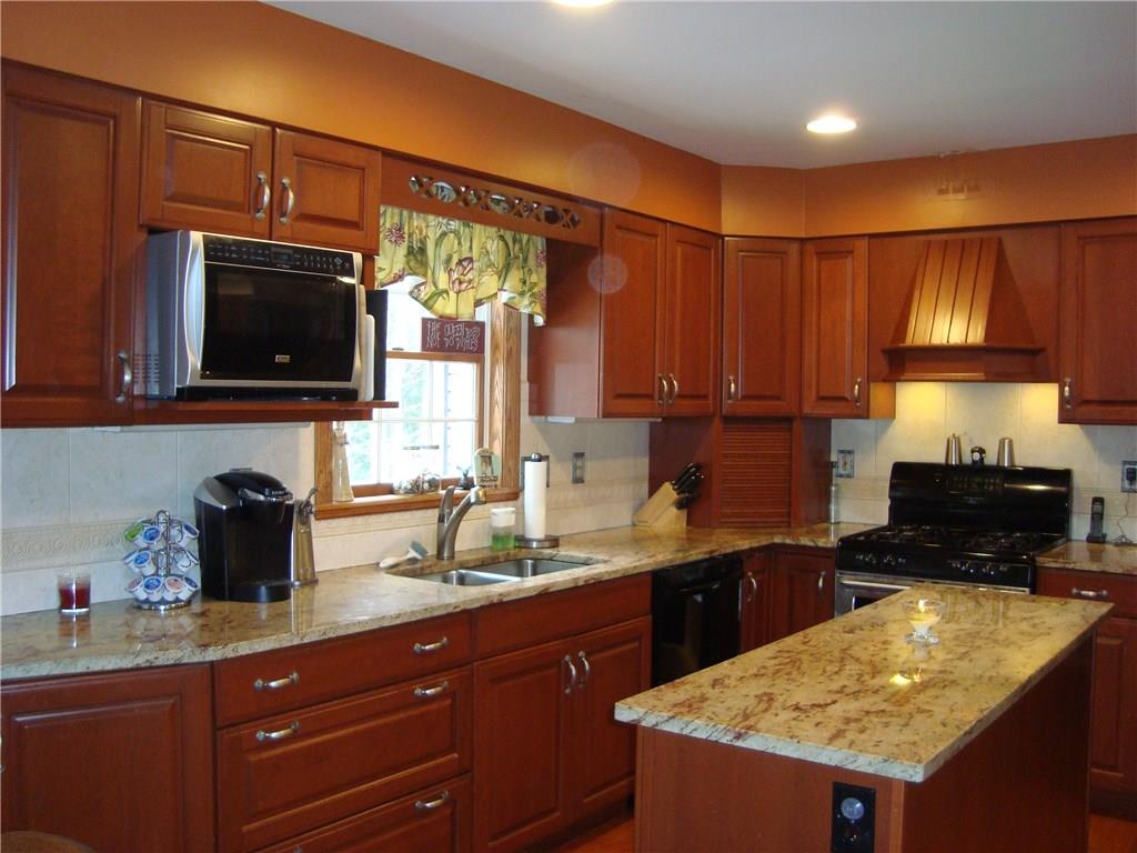 423 Forest Ridge Road Indiana, PA 15701 - Photo 5 of 20 Ktichen