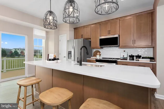 $2,200 | 201 Hillsdale Place, Martinsburg, WV 25403