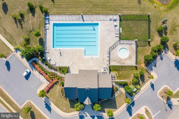 $2,100 | 201 Hillsdale Place, Martinsburg, WV 25403