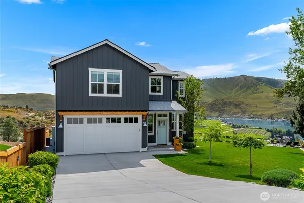 $1,199,000 | 122 Lookout Way, Chelan, WA 98816