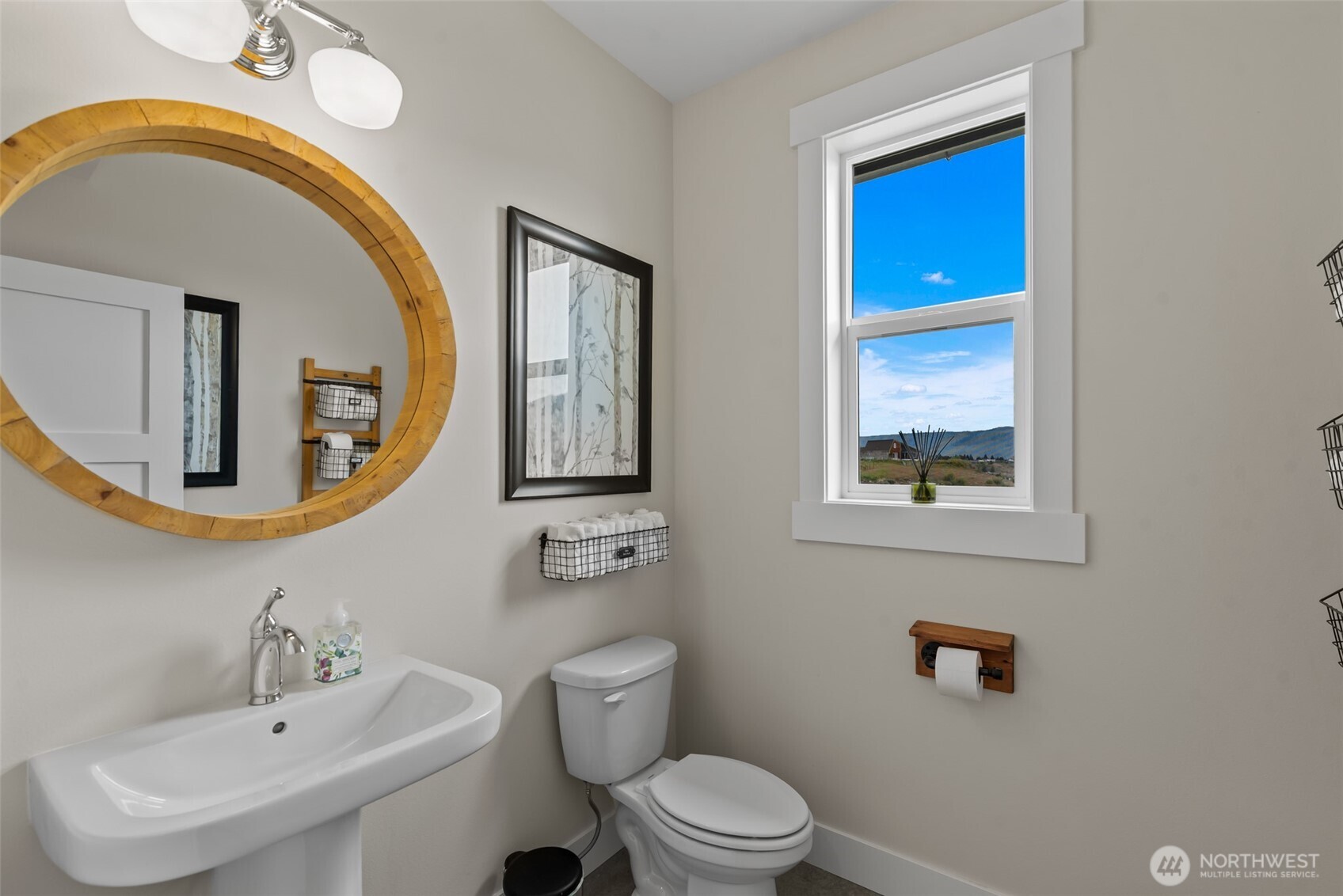 122 Lookout Way Chelan, WA 98816 - Photo 32 of 39