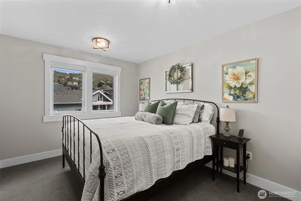 $1,199,000 | 122 Lookout Way, Chelan, WA 98816