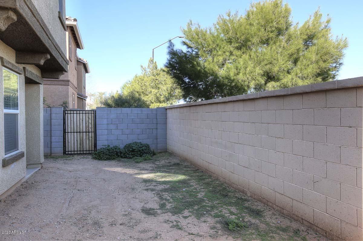 533 North Ranger Trail Gilbert, AZ 85234 - Photo 6 of 8 ranger yard