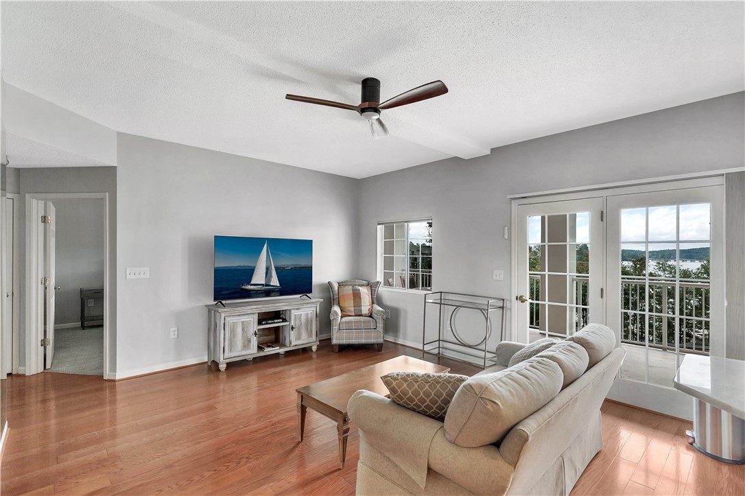 849 Tiger Boulevard, Unit 406 Clemson, SC 29631 - Photo 6 of 34 Mostly Furnished