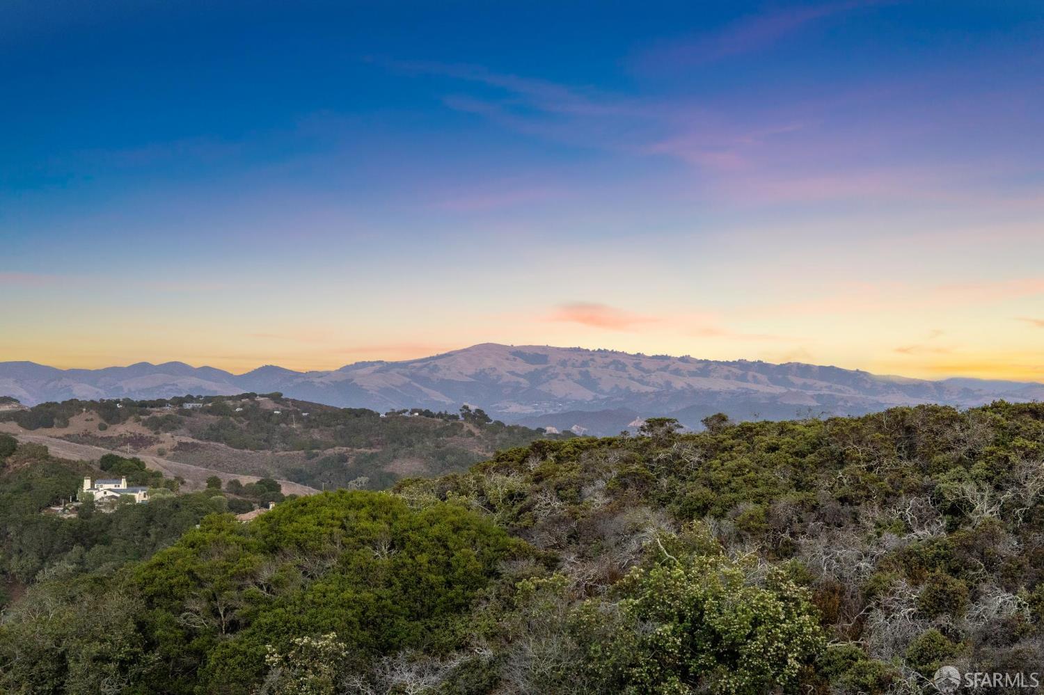 601 Belavida Road Monterey, CA 93940 - Photo 5 of 75 Gallery Image 5