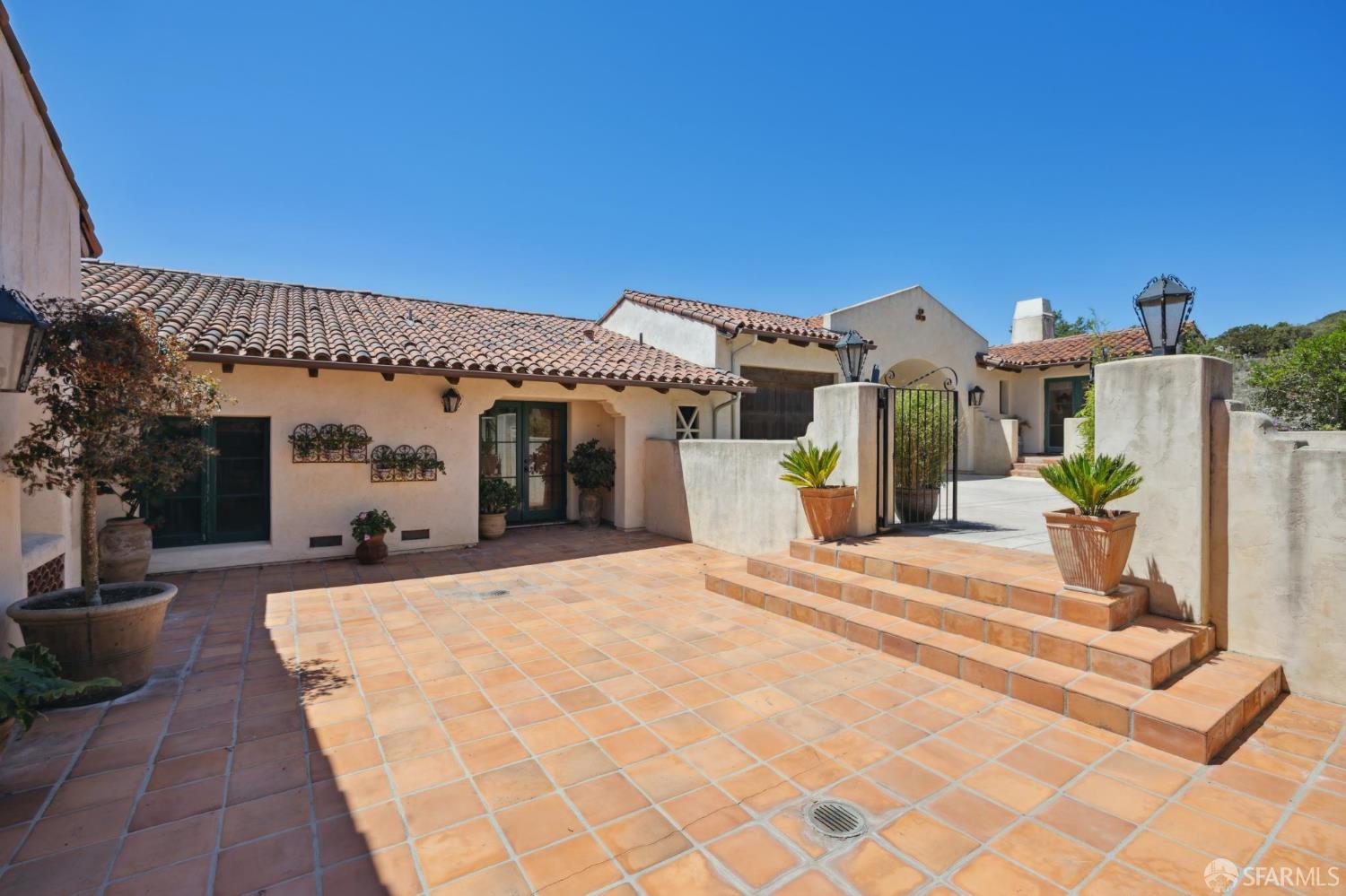 601 Belavida Road Monterey, CA 93940 - Photo 67 of 75 Gallery Image 67