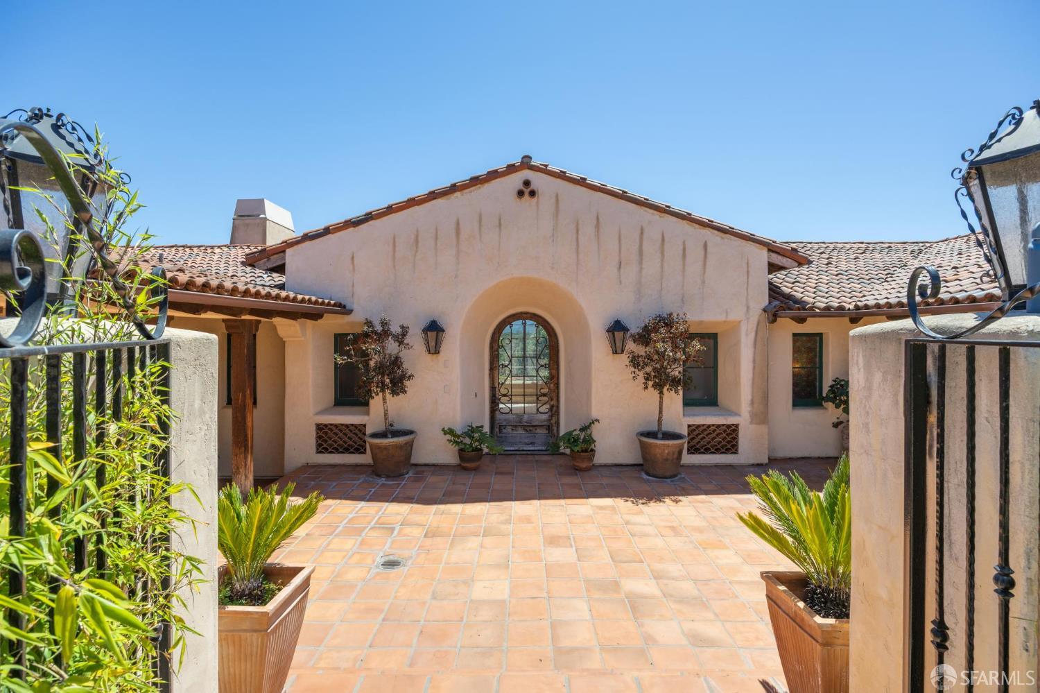 601 Belavida Road Monterey, CA 93940 - Photo 70 of 75 Gallery Image 70