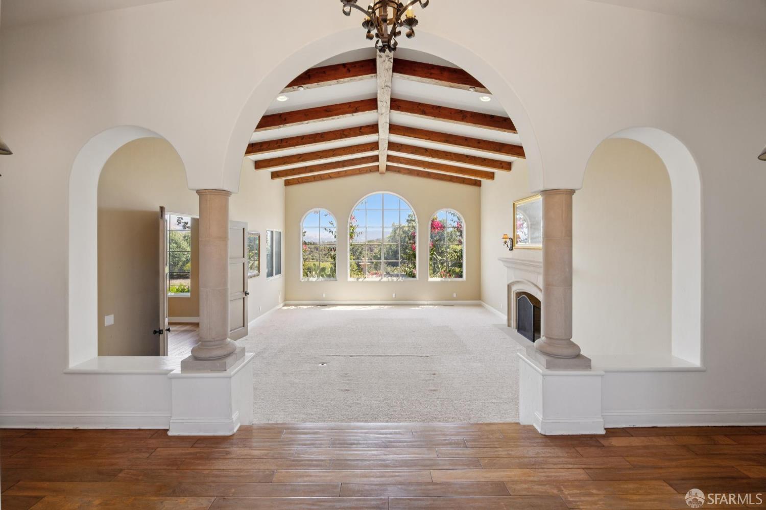 601 Belavida Road Monterey, CA 93940 - Photo 7 of 75 Gallery Image 7