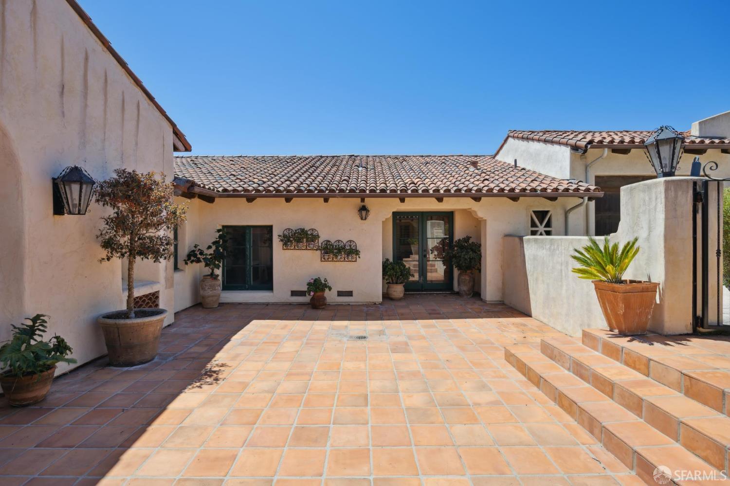 601 Belavida Road Monterey, CA 93940 - Photo 71 of 75 Gallery Image 71