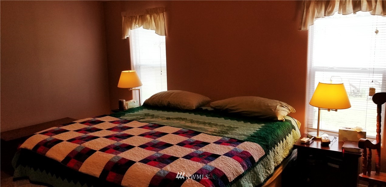 14315 Solberg Road Southeast Yelm, WA 98597 - Photo 17 of 23 Gallery Image 17