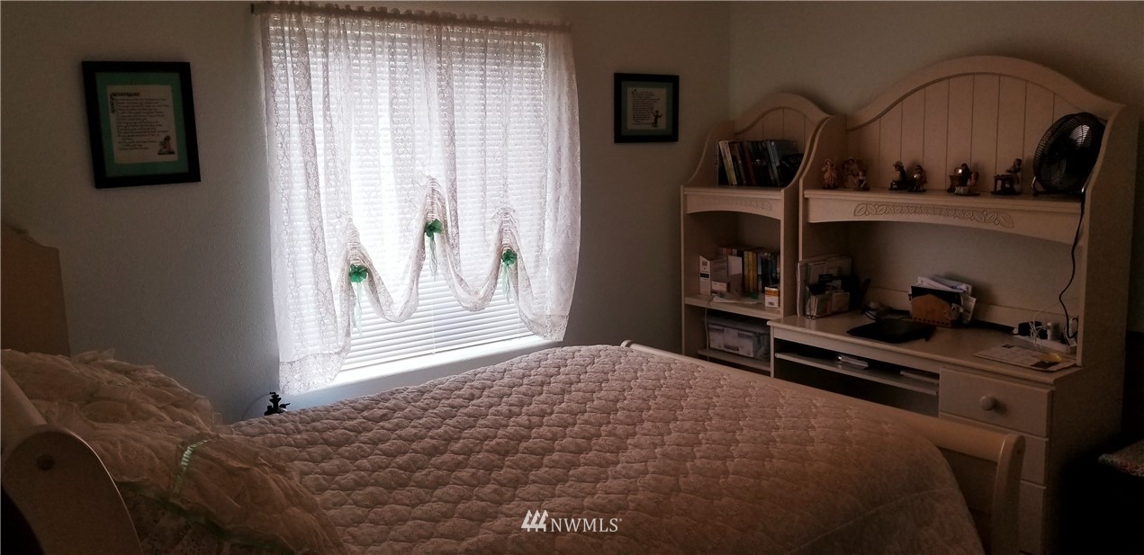 14315 Solberg Road Southeast Yelm, WA 98597 - Photo 19 of 23 Gallery Image 19