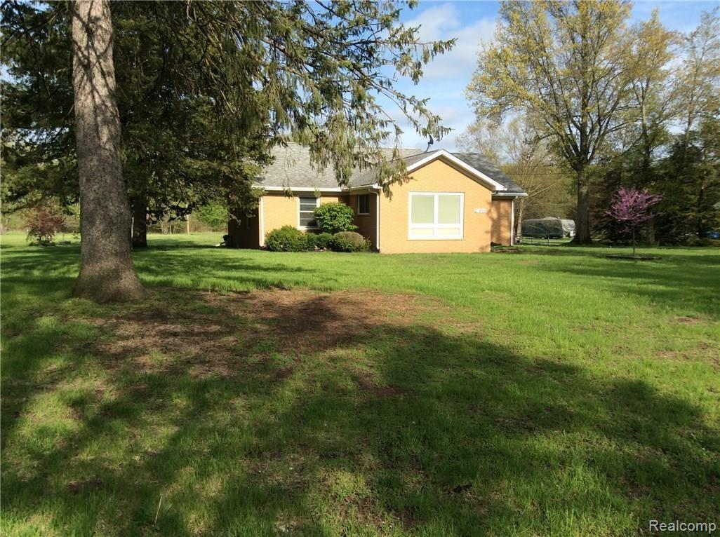 21805 Elwell Road Belleville, MI 48111 - Photo 2 of 18 IMG_0426.JPG