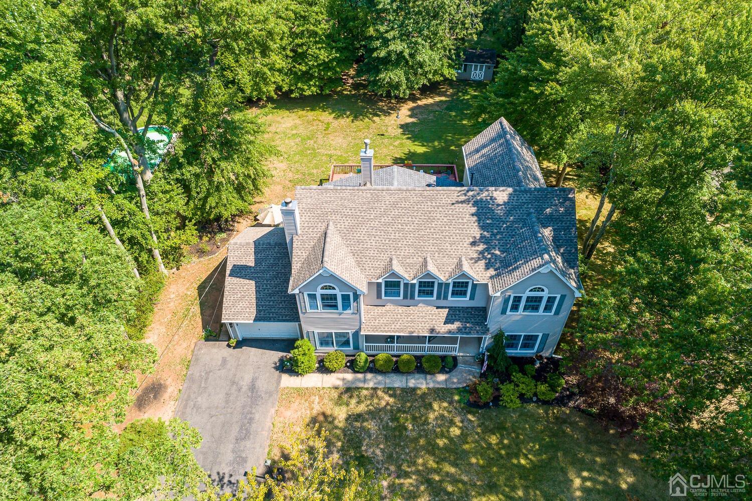27 Homestead Road Edison, NJ 08820 - Photo 4 of 64