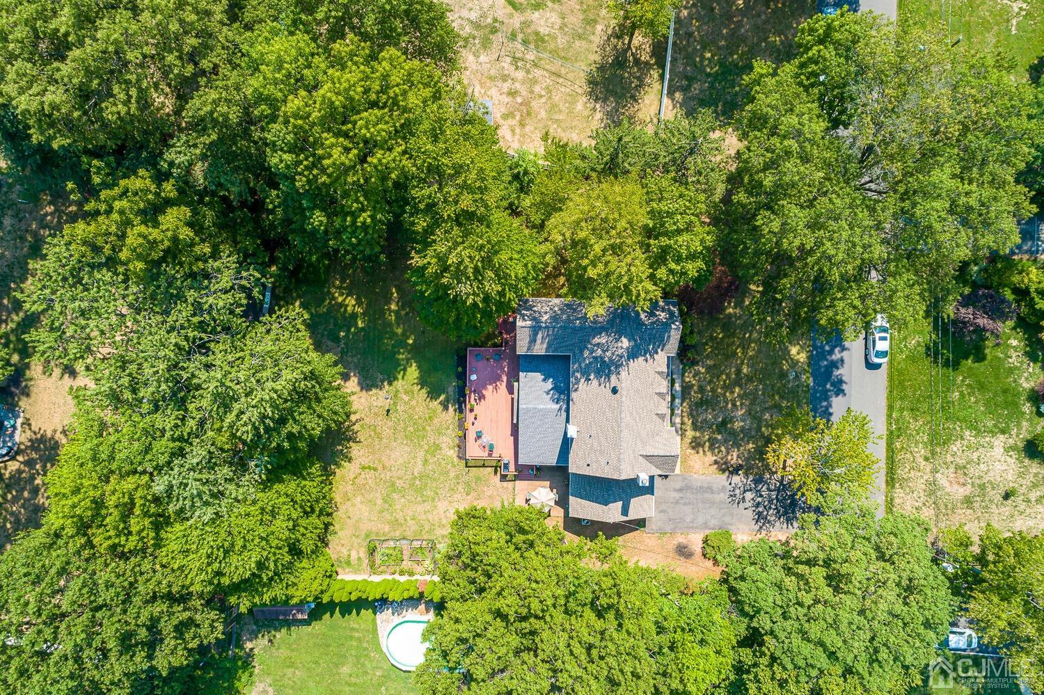 27 Homestead Road Edison, NJ 08820 - Photo 8 of 64 front view of a house with a yard