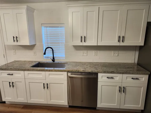 $1,600 | 2120 Yates Street, Houston, TX 77020