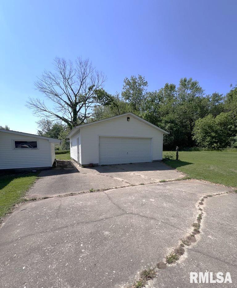 1401 8th Avenue Erie, IL 61250 - Photo 4 of 28