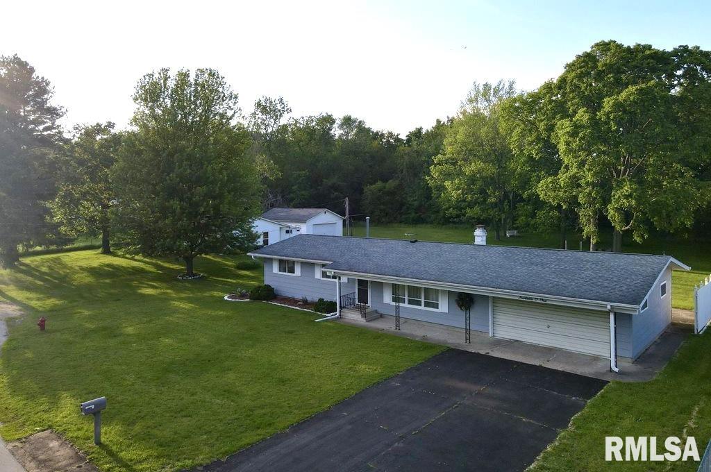 1401 8th Avenue Erie, IL 61250 - Photo 8 of 28