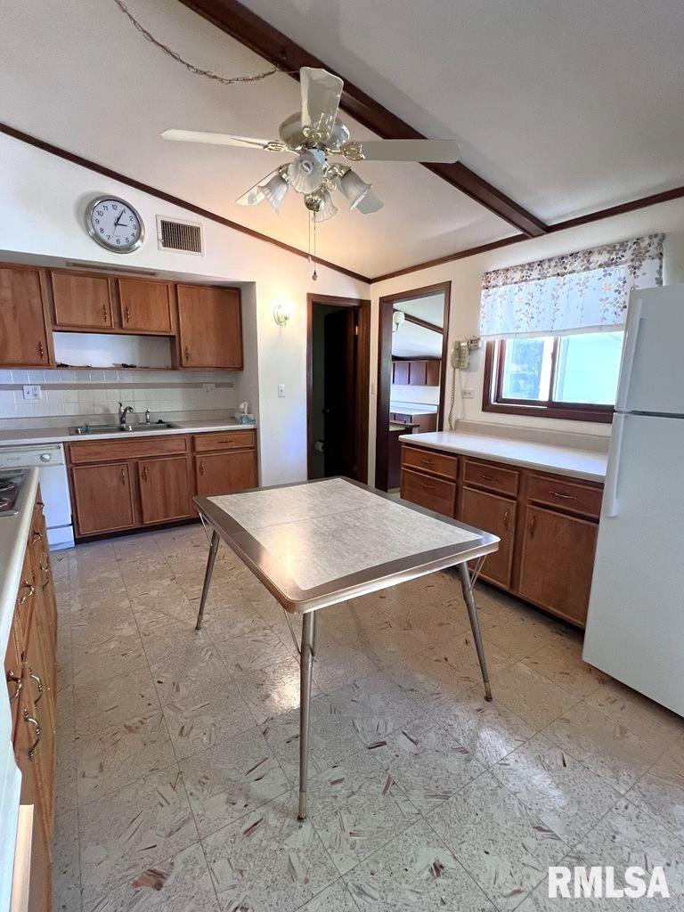 1401 8th Avenue Erie, IL 61250 - Photo 10 of 28