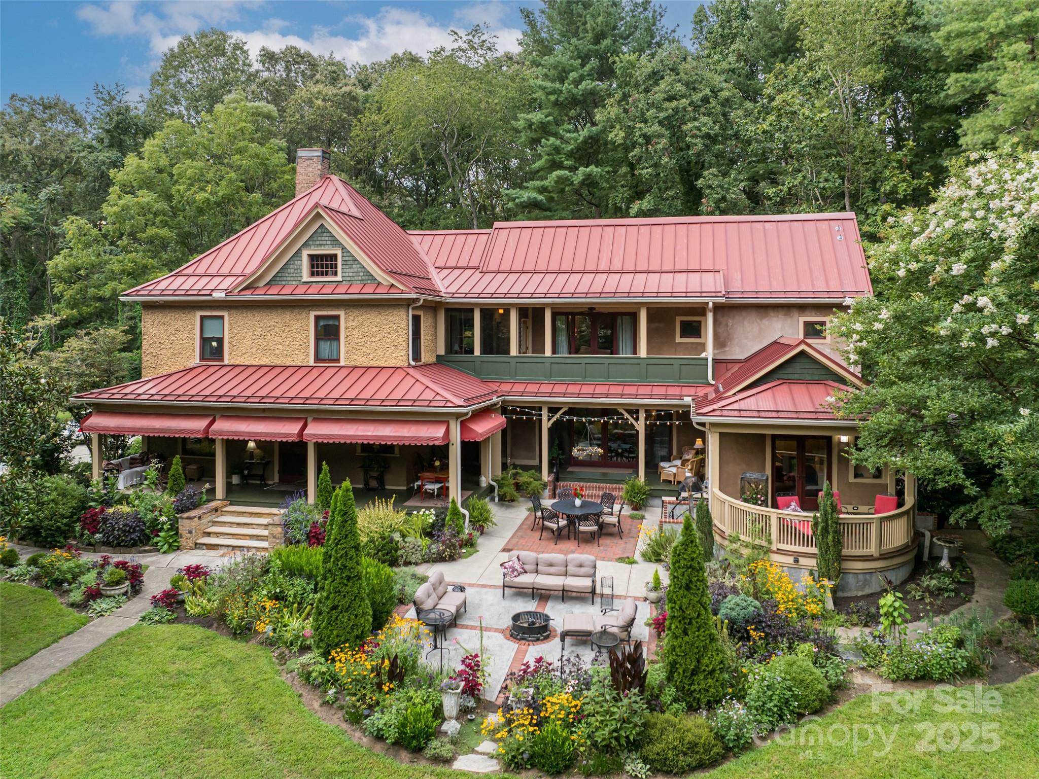 9 West St Extension Asheville, NC 28801 - Photo 1 of 48