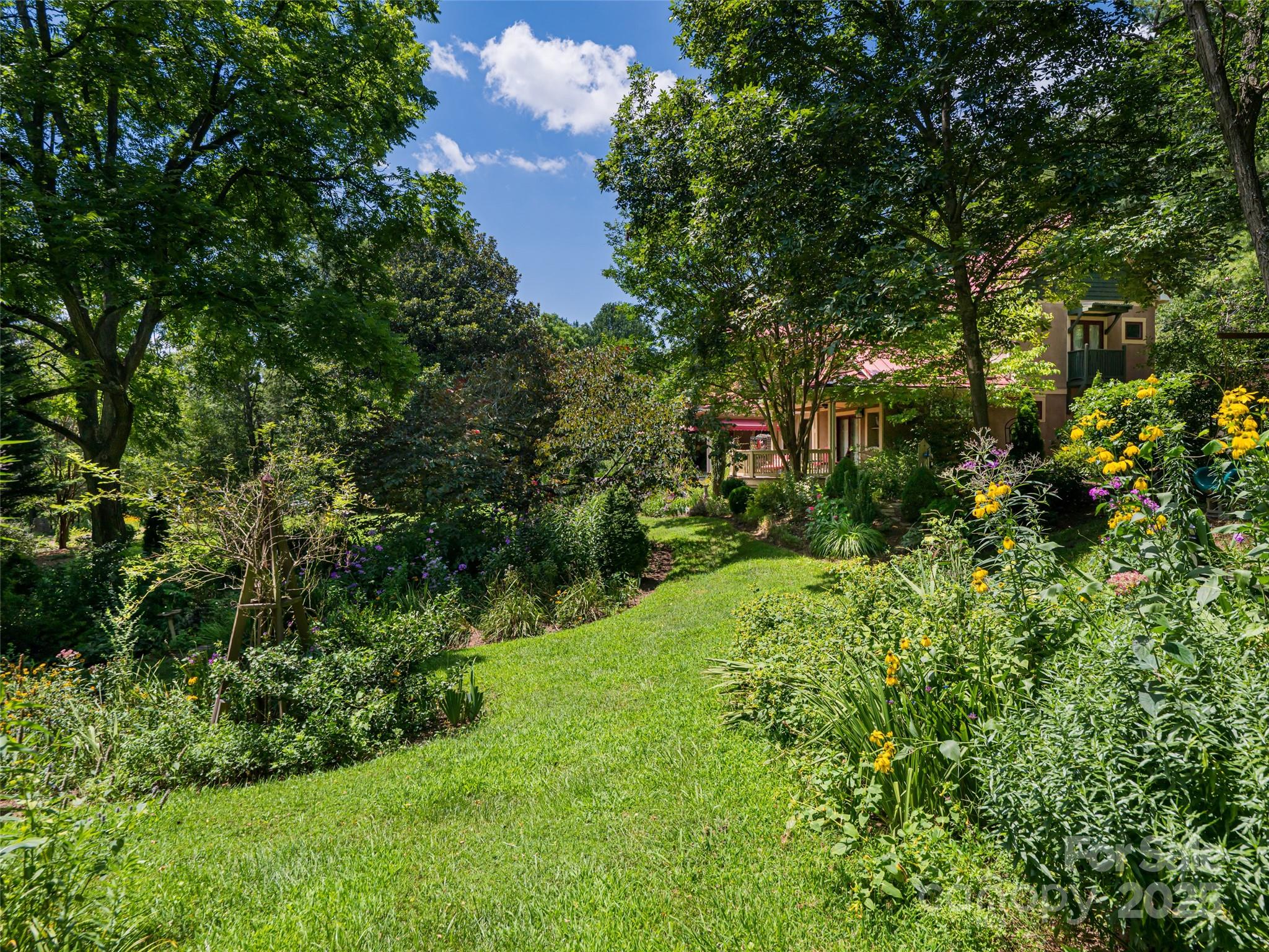 9 West St Extension Asheville, NC 28801 - Photo 8 of 48