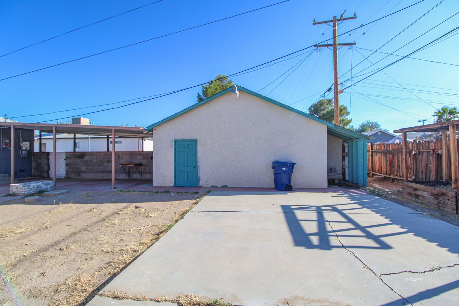 317 North Balsam Street Ridgecrest, CA 93555 - Photo 30 of 33