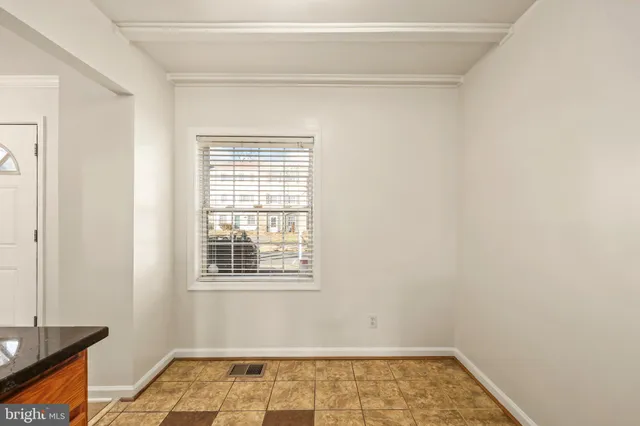 a view of utility room