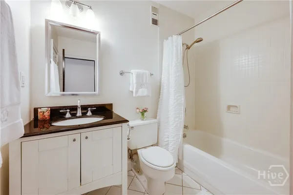 $1,195,000 | 247 East Washington Street, Unit 504, Athens, GA 30601