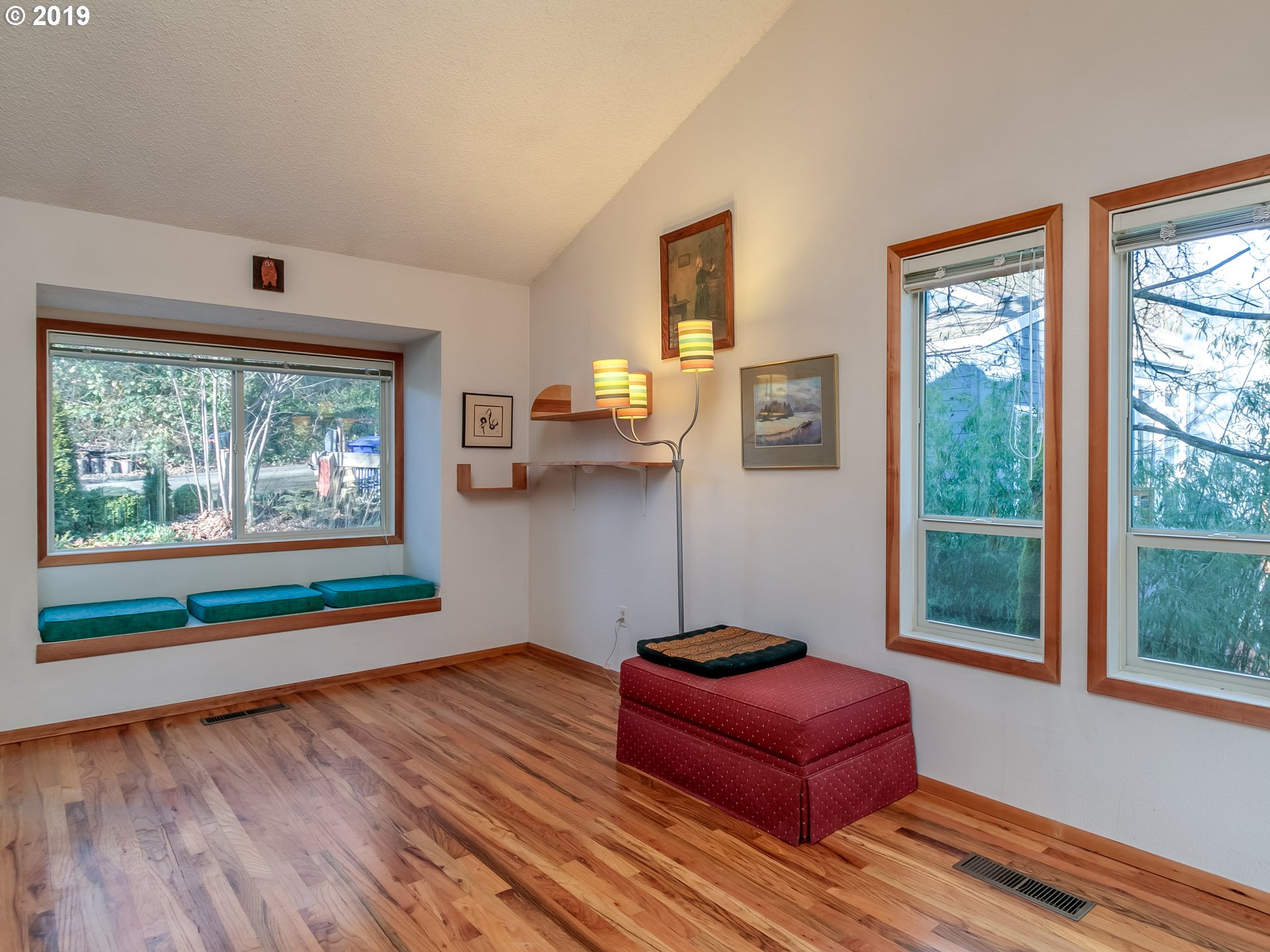 6222 Southwest Barnes Road Portland, OR 97221 - Photo 13 of 32 Gallery Image 13