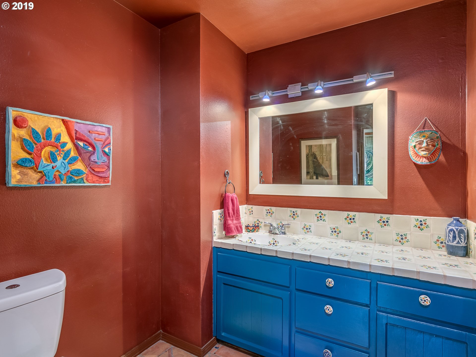 6222 Southwest Barnes Road Portland, OR 97221 - Photo 21 of 32 Gallery Image 21