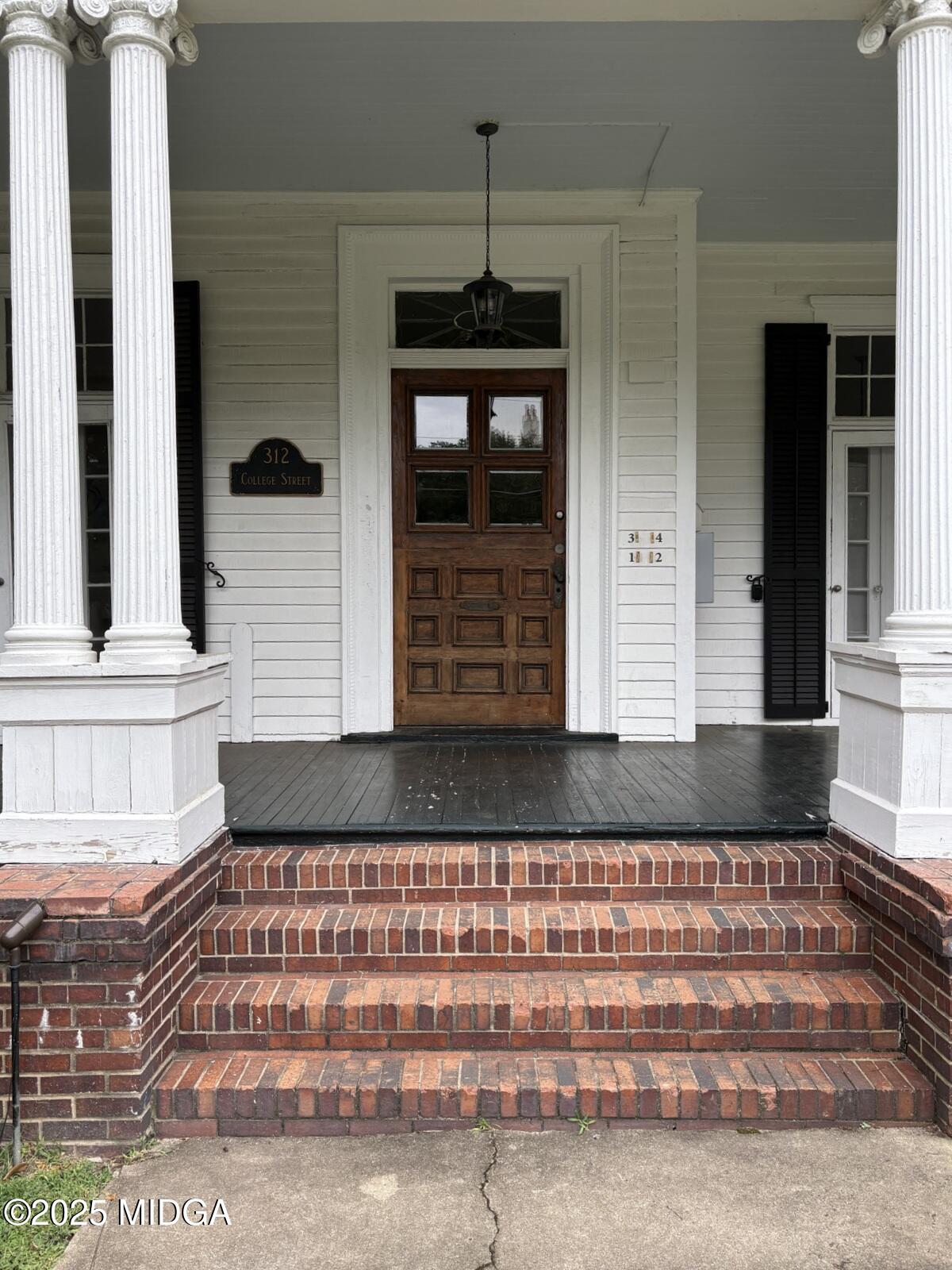 312 College Street, Unit 3 Macon, GA 31201 - Photo 2 of 24 a front view of a house