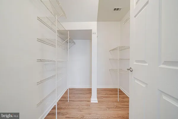 $2,650 | 4576 Superior Square, Unit 4576, Fairfax, VA 22033