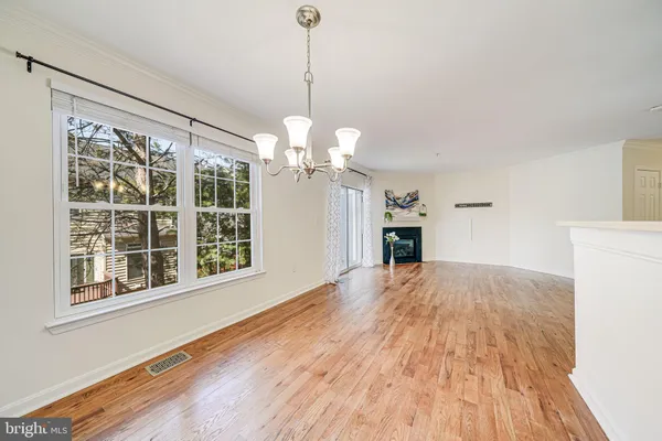 $2,650 | 4576 Superior Square, Unit 4576, Fairfax, VA 22033